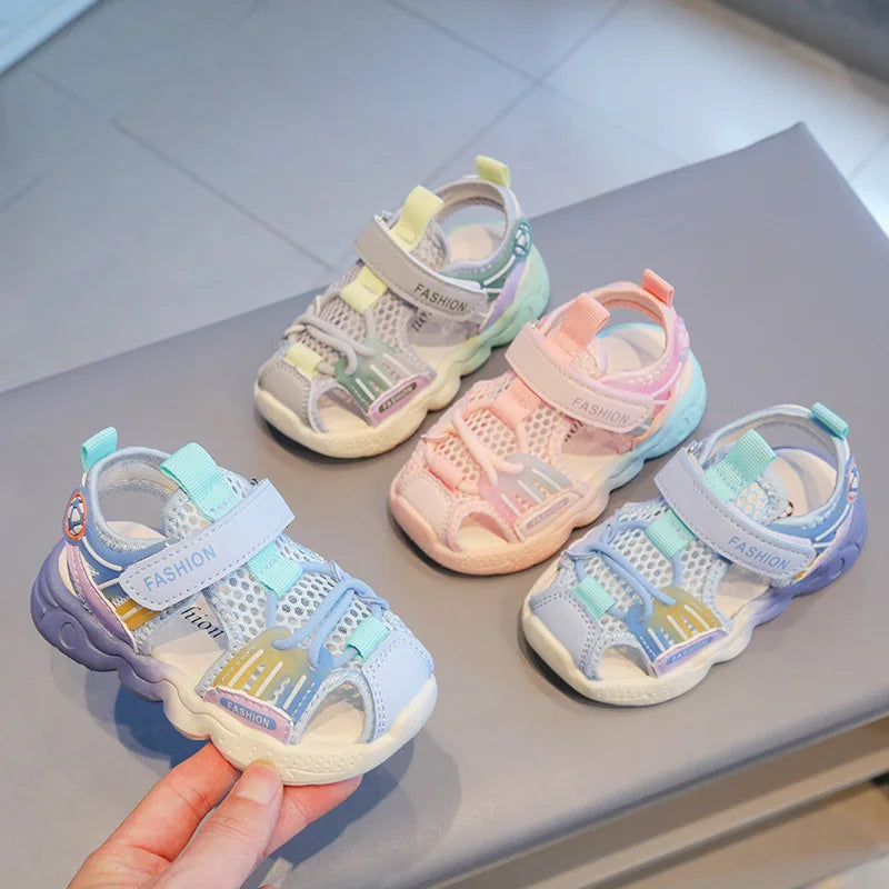 Leichte und Atmungsaktive Kindersandalen – Rutschfeste Sommer-Schuhe für Jungen und Mädchen