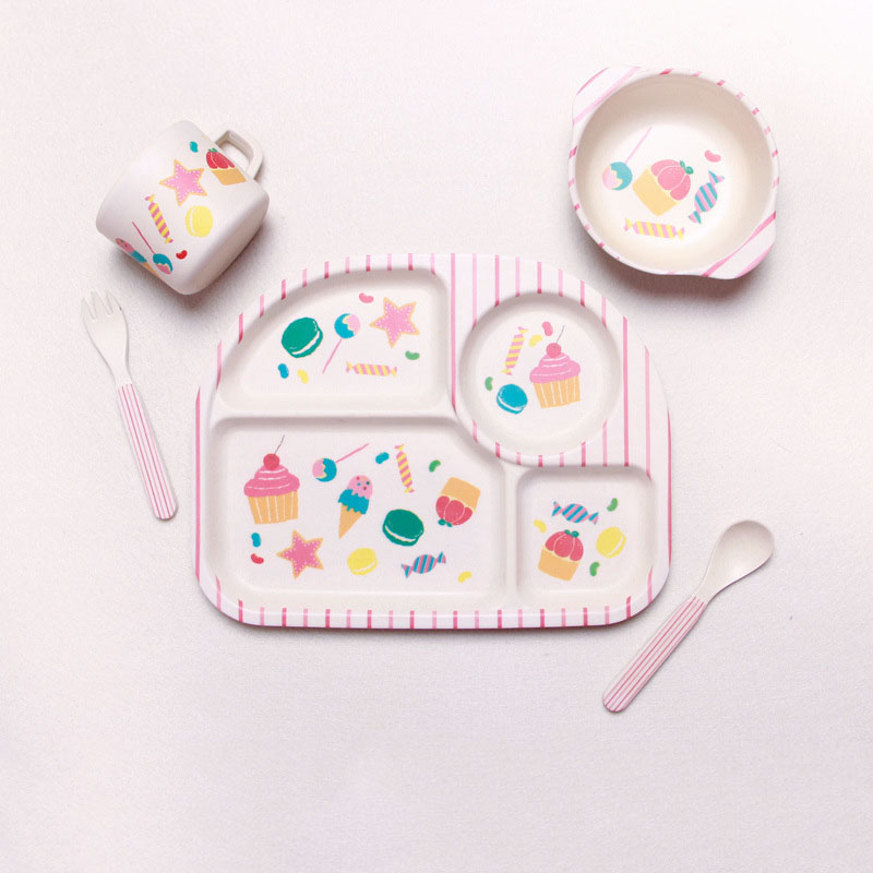 Baby Geschirrset mit Wolkenmotiv – Teller, Schüssel, Becher & Besteck für Kinder