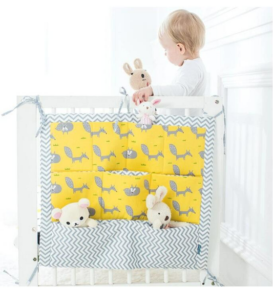 Praktische Aufbewahrungstasche für Babybett Mit Farbenfrohen Mustern