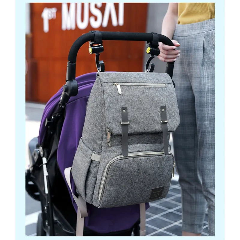 Wickelrucksack mit USB-Anschluss – Baby Rucksack mit Flaschenwärmer & Ladefunktion