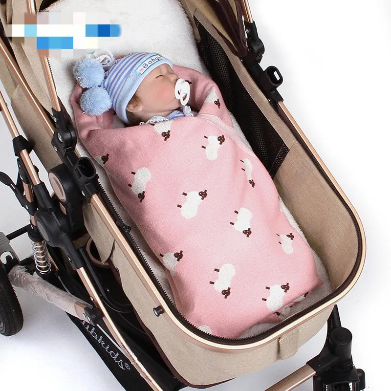 Niedliche Babydecke mit Schaf-Muster – Weiche und warme Decke für Kinderwagen
