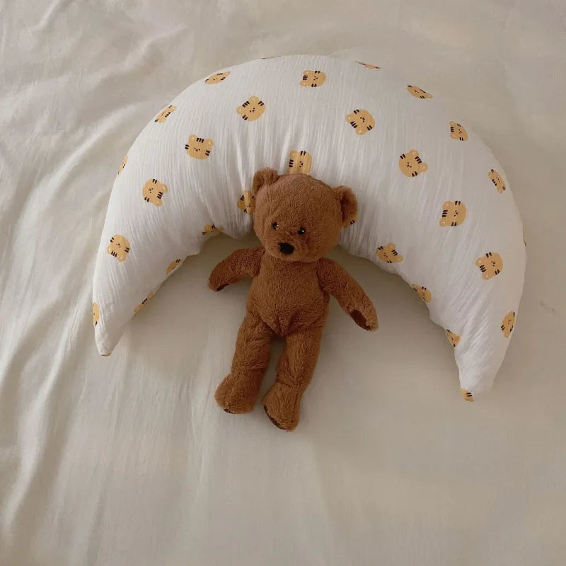 Mondförmiges Kissen für Babys – weiches Kuschelkissen zum Schlafen