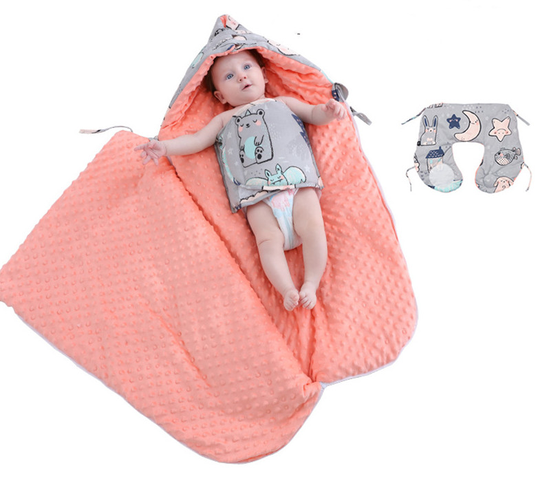 Baby Schlafsack mit Kapuze – Minky Decke für Neugeborene