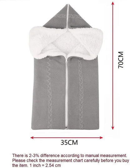 Baby Schlafsack mit Kapuze – Weicher und Warmer Strick-Schlafsack