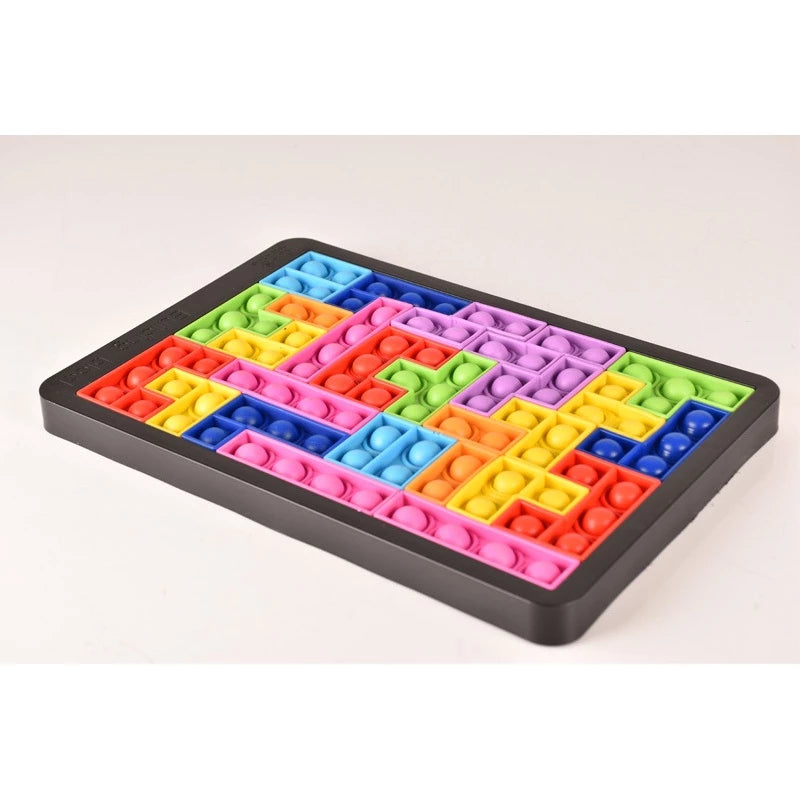 Farbenfrohes Tetris Kinderspiel