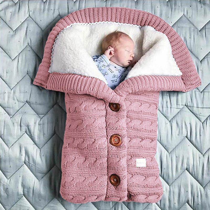 Baby Strick-Schlafsack mit Kapuze – Weicher, gefütterter Babyschlafsack