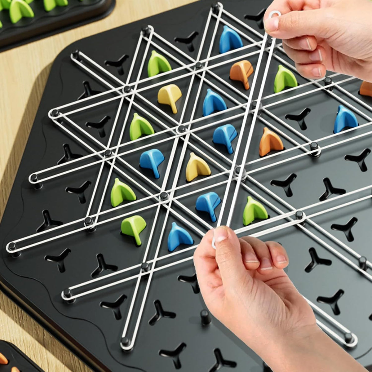 Gummiband-Schach Denkspiel