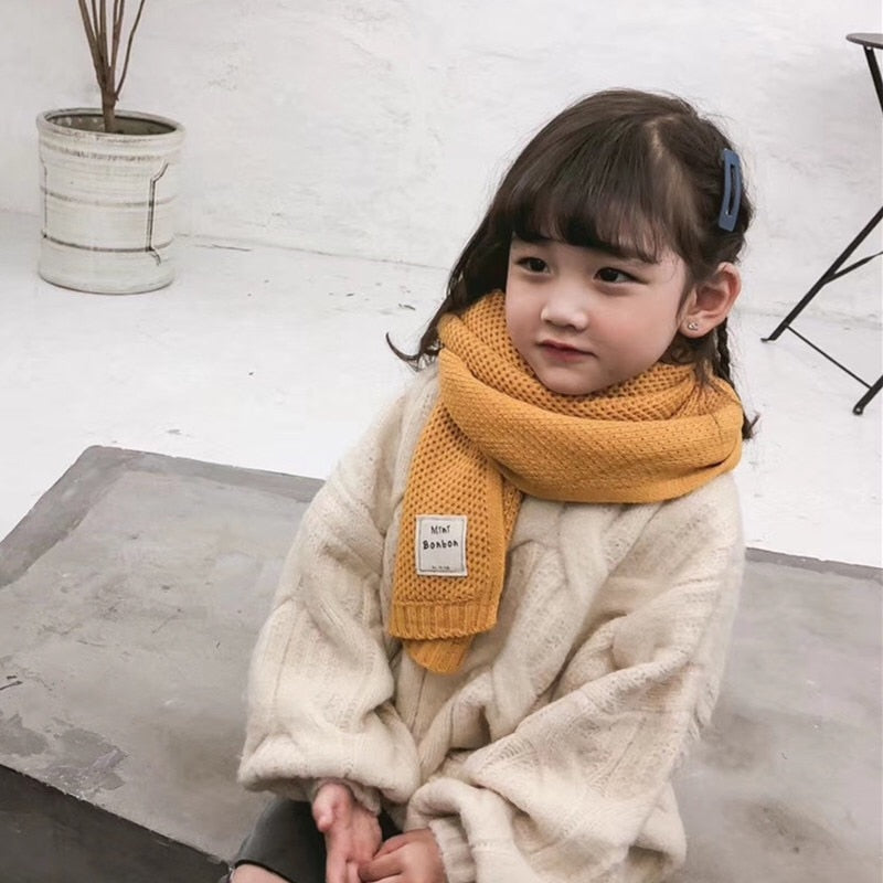 Kinder Strickschal – Weicher und Wärmender Schal in Zeitlosem Design