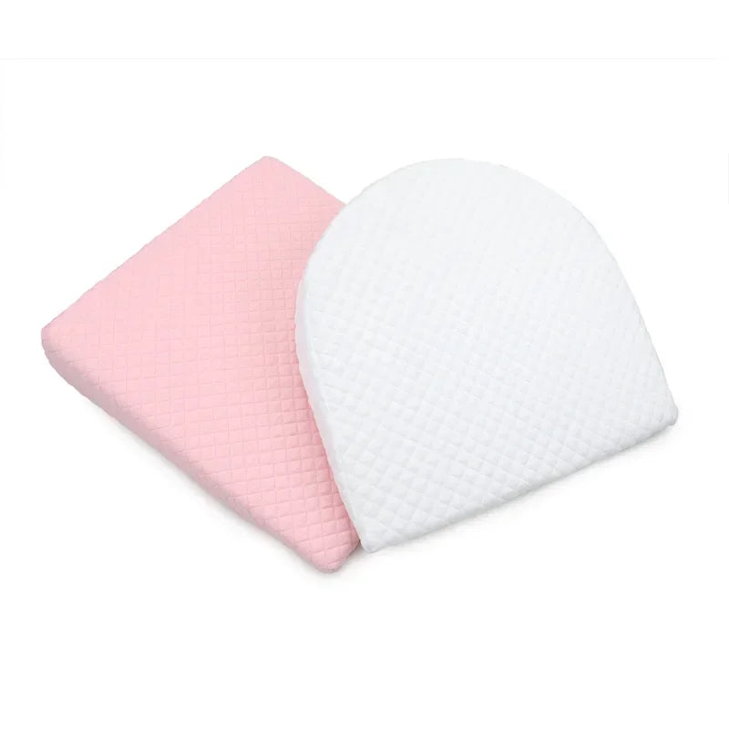 Baby Keilkissen – Ergonomisches Stützkissen für Babys