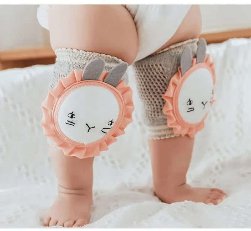Baby Knieschoner zum Krabbeln – Rutschfeste Kniepolster mit Tiermotiv