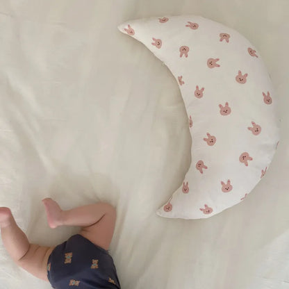 Mondförmiges Kissen für Babys – weiches Kuschelkissen zum Schlafen