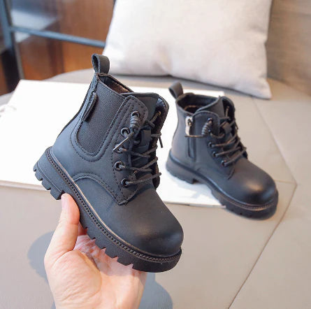Stylische Kinder-Schnürstiefel – Robuste Herbst- und Winterstiefel mit Profilsohle