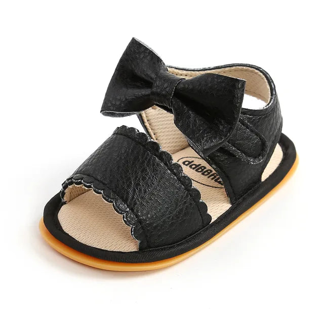 Soft Fit – Kinder Sandalen mit Schleifen in Weiß, Rosa und Schwarz