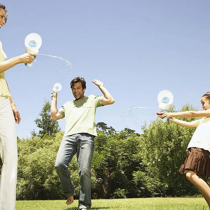 Wasserspaß für Kinder – Bunte Wasserpistole mit Tiermotiven